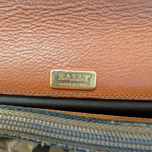 🥰 Vintage 1980's Bally Italy Genuine Smooth Leather Top Carry Briefcase 💼 - Picture 11 of 16
